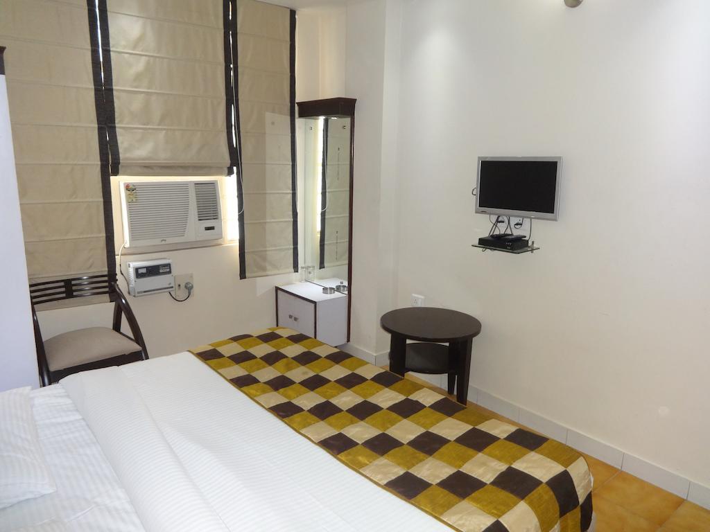 Hotel Grace New Delhi Ngoại thất bức ảnh