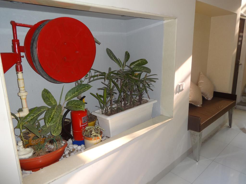 Hotel Grace New Delhi Ngoại thất bức ảnh